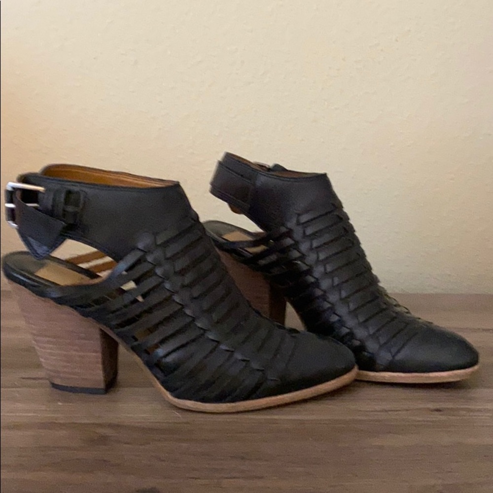 Dolce Vita ankle boots